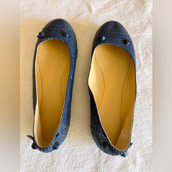 AUTH Balenciaga Blue Leather Arena Brogue-Trim Ballerina Flats Sz 37 - Picture 3 of 8